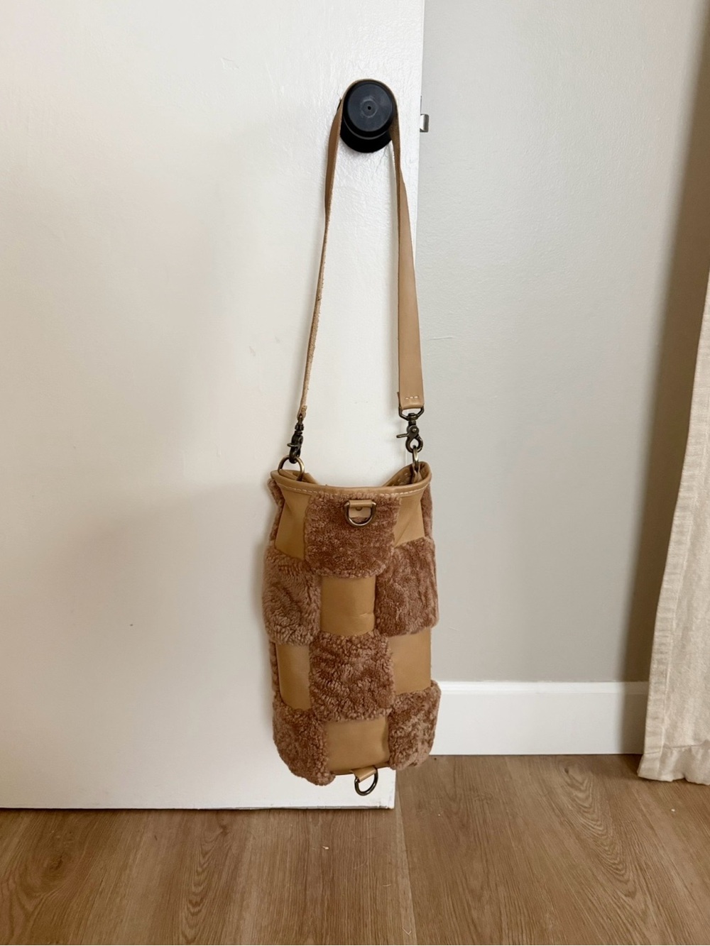 Tan Patchwork Shearling Crossbody Bag - Unbranded